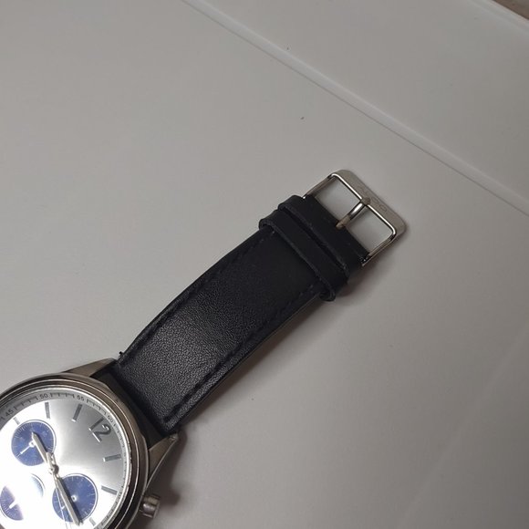 Silver Tone And Blue Watch With Leather Band - Picture 3 of 14
